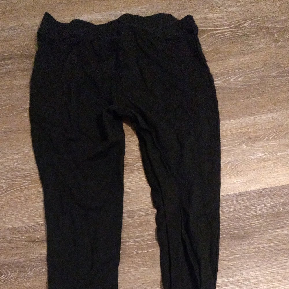 2 Reitmans Soft S Leggings